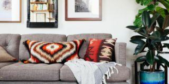 NHÀ đường CMT8, p5, Tân Bình, TpHCM. DT 5x10,5m Giá 5,2 tỉ