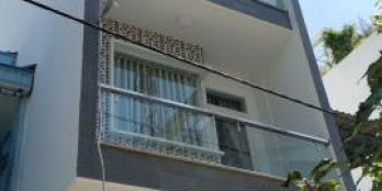 Bán nhà hẻm 111 Vườn Lài, DT: 4x15m, giá: 6.6 tỷ, P. Phú Thọ Hòa, Q. Tân Phú