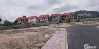 Bán gấp đất gần chợ xã tóc tiên để về quê