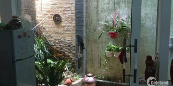 Nhà mặt đường Nghi Tàm 110m2 4,5m MT 4 tầng giá 31 tỷ