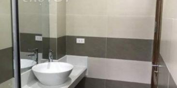 Bán nhà Tây Hồ - Ngõ 89 Lạc Long Quân 17.5 tỷ, 66mx6T, oto đỗ