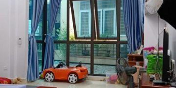 Bán nhà 2 mặt thoáng phố Thụy Khuê 36m2 x 4 tầng , tựa lưng vào Hồ Tây, Giá 3 tỷ