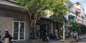 Cằn tiền bán nhanh căn nhà đường Bế Văn Đàn giá rẻ .......