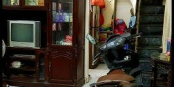 Bán nhà phố Bùi Xương Trạch 42 m2  giá 2.65 tỷ.