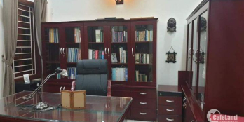 Bán nhà mặt phố lớn ngay gần ngã tư Nguyễn Trãi, Nguyễn Xiển, 10.6 tỷ