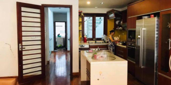 Nhà mặt phố Nguyễn Ngọc Nại, 86m2, kinh doanh đỉnh, giá 16 tỷ