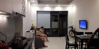 Nhà đẹp, ngõ thoáng rộng phố Lê Trọng Tấn giá 2,9 tỷ.