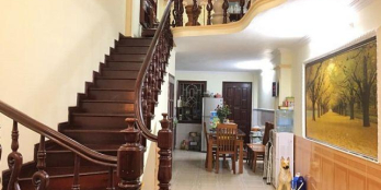 Chính chủ bán nhà Khương Đình 5 tầng, ngõ nông, DT 47m2, giá 3,7 tỷ.