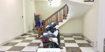 Giá rẻ: Nhà Khương Đình, Thanh Xuân, 50m2 x 4T, 2 mặt thoáng, 2.95 tỷ.