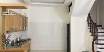 Bán nhà Đường Xuân Đỉnh DT 35m2, giá 2,4 tỷ, Gần công viên Hòa Bình