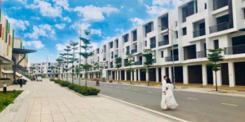 Bán nhà xây thô 4 tầng cạnh Vincom và KS Mường Thanh Phú Thọ