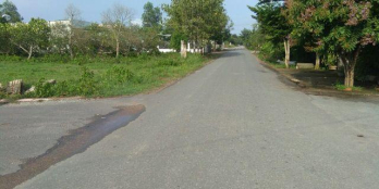 Cần bán gấp lô đất mặt tiền đường Phùng Hưng