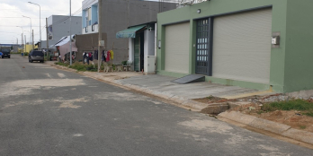 Bán 2 lô đất thổ cư xây dựng tự do 2 lô DT: 260m2 sổ hồng riêng.