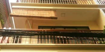 Nhà  Mặt Phố, Q.Hoàng Mai 5 tầng, MT4m, Ô Tô qua nhà