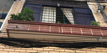 Bán gấp nhà mặt tiền hẻm 10m, cách trục đường chí Hoàng Diệu 30m