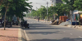 Bán Lô Đất 5x16m=80m2, SHR MT 20m có SHR, GIÁ QUÁ RẺ SO VỚI KHU VỰC - Bình chánH