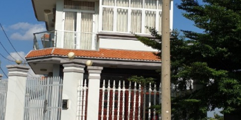 Đất lành chim đậu- bình chánh trần văn giàu-  nằm gần kề lô gốc-sổ hồng riêng