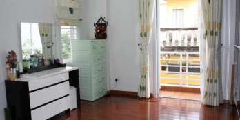 Bác Tôi bán nhà Ngõ 118 Phố Đào Tấn, thông số 46/42m2, 5 tầng, 6 PN, ngõ 3 gác.