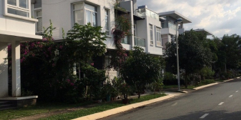 Cần bán biệt thự song lập villa park trước tết.