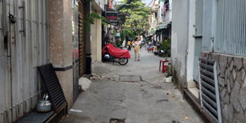 Bán gấp nhà 601/46D CMT8, F15 Quận 10