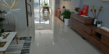 Bán nhà phố nằm ngay trung tâm tp.Đồng Xoài đường QL14 (TT)