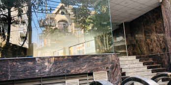 Bán toà nhà Lam Sơn, P2, Tân Bình, HĐT 18000đô, 20x24m 2H7Lầu