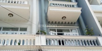 Cần bán nhà phố cao cấp liền kề kdc La Casa Hoàng Quốc Việt Quận 7. Dt: 4x13m.