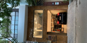 Cho thuê nhà 6 lầu làm spa, văn phòng, kinh doanh , trường học