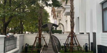 Bán gấp villa Vinhomes central Park,Q1 275m2 có sân – 91 tỷ ( bao trọn gói )