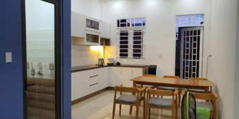 Bán nhà phố ngay ngã tư Phước Lý