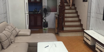 Nhà mới xây cần bán ở Phường Thịnh Quang, 60m2, 5 tầng, giá 4.9 tỷ. LH: 03645983