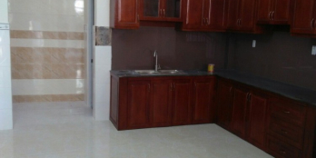 Bán nhà sân ô tô 1 trệt 2 lầu kế khu đô thị vạn phúc chỉ 5 tỷ 850 triệu