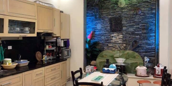 Bán nhà đẹp Đoàn Thị Điểm giá hợp lý : 2.95 tỷ, 28m, 5 tầng, mặt tiền 4.37m, nở