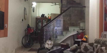 Bán nhà phố Yên Hoa, Tây Hồ 50m2x4T, 2 thoáng, kinh doanh, giá 4.6 tỷ.