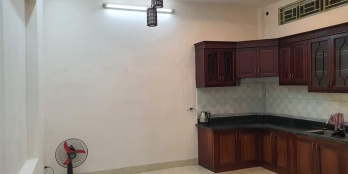 Nhà đẹp 50m2 cần bán đường Nguyễn Trãi, ô tô chạy,chỉ 4,2 tỷ