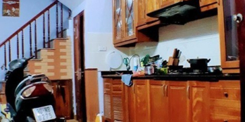 Bán nhà phân lô Nguyễn Trãi: 22m, 5 tầng, nhà đẹp, cách ô tô 10m, 2,65 tỷ.