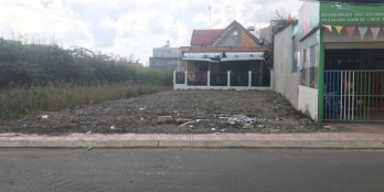 ông anh nhờ bán hộ lô đất tân uyên ngay mặt tiền đường lớn