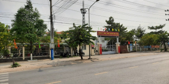 Cần bán 2 lô đất lớn đối diện UBND phường Bình Thắng, Dĩ An, Bình Dương