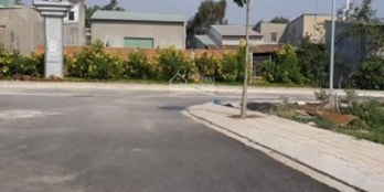 Bán lô đất Bến Cát gần cụm KCN  mặt tiền QL13, giá 975 triệu