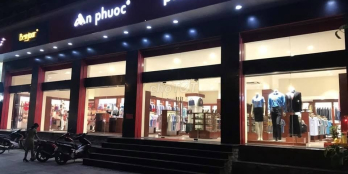 Cho thuê chân đế chung cư Đường Trần Duy Hưng 310m2 lô góc thông sàn cực đẹp