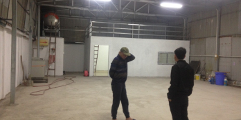 Kho tại Thạch Bàn Long Biên 200m2 công đỗ cửa