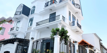 BIỆT THỰ GÓC 2 MẶT TIỀN HẺM 1387 HUỲNH TẤN PHÁT, P. PHÚ THUẬN, Q7