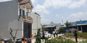 -Bán nhà 1 trệt 1 lầu TP Biên Hòa, cách mặt tiền QL 51 500m giá rẻ chỉ 1 tỷ 4