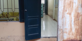 Bán gấp nhà 2 tầng phố Tân Mai, Hoàng Mai 62m2, MT 4m, giá 2.1 tỷ.