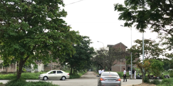 Đất nền đối diện trung tâm hành chính quận