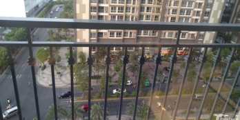 Bán gấp căn hộ Vinhomes landmartk plus 2pn căn góc 5.7tỷ ( bao hết ) O9O99282O9