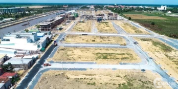 mặt tiền Trần Hưng Đạo, đã có sổ, thổ cư 100%