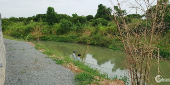 Bán 1,4ha đất biển Hồ Tràm X/Mộc,giáp sôg Hỏa,300 t/cư,m/tiền 120m.Lh:0981053838