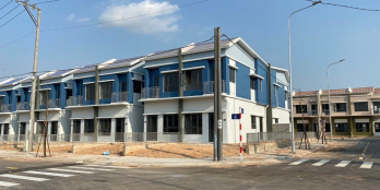 Nhà 1 trệt 1 lầu, có sẵn 3 máy lạnh ngay Đh Việt Đức, Mỹ Phước