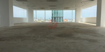 Văn phòng cho thuê quận Tân Bình 128m2 vuông vức thông thoáng giá rẻ